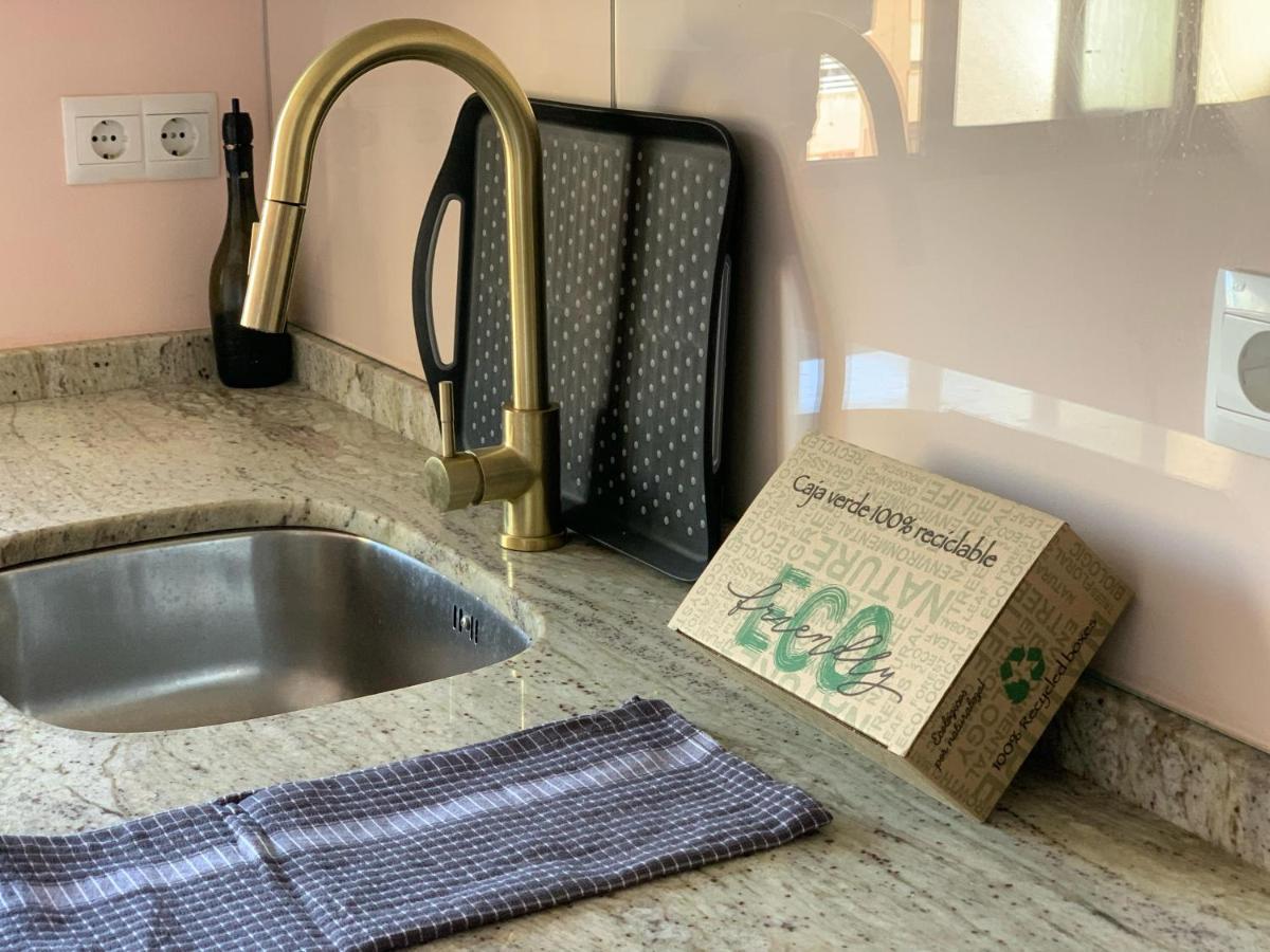 Malaga Estacion - Casa De La Rosa Apartman Kültér fotó